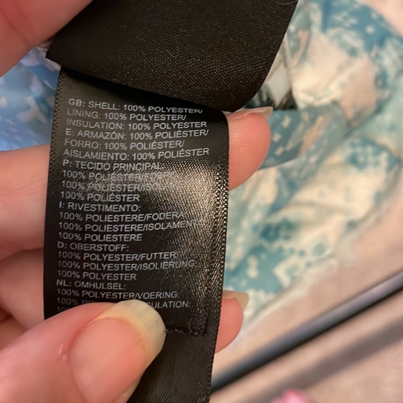 EUC North Face reversible girls jacket. Size large 14-16 - Picture 6 of 7